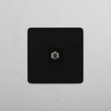 Satellitenmodul – Bronze + Schwarz – auf weißem Hintergrund